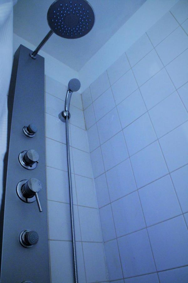 Pyrene Holidays - Residence La Fontaine - Studios Cozy A 10Mn A Pied Des Thermes Bagneres-de-Bigorre Exterior photo